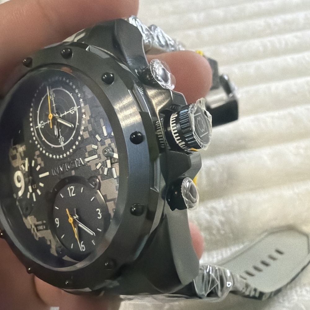 Invicta Coalition Forces Bolt Zeus - Model 43768 | Gunmetal Camouflage - Picture 3 of 7